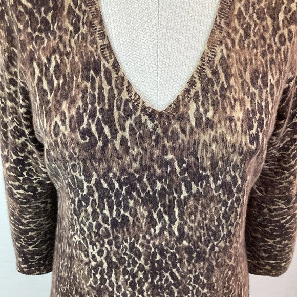 Kenar Leopard 2-Ply Cashmere Sweater V-Neck Womens XL - Picture 6 of 9